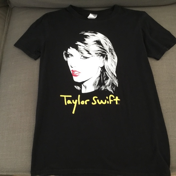 Taylor Swift tshirt - Picture 1 of 1